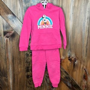 Minnie Mouse Sweatsuit!